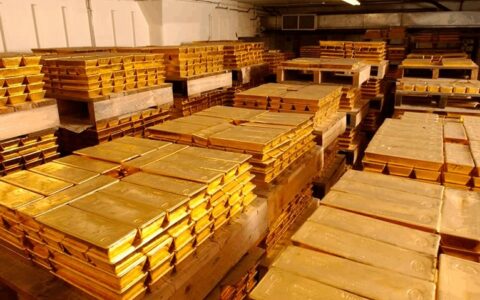 应对即将发生的经济危机？大银行正囤积黄金!